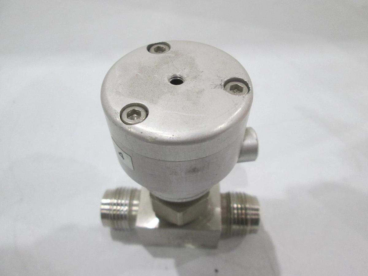 Used Nupro, SS-8BK-VCR-1C, Pneumatic Valve, Used