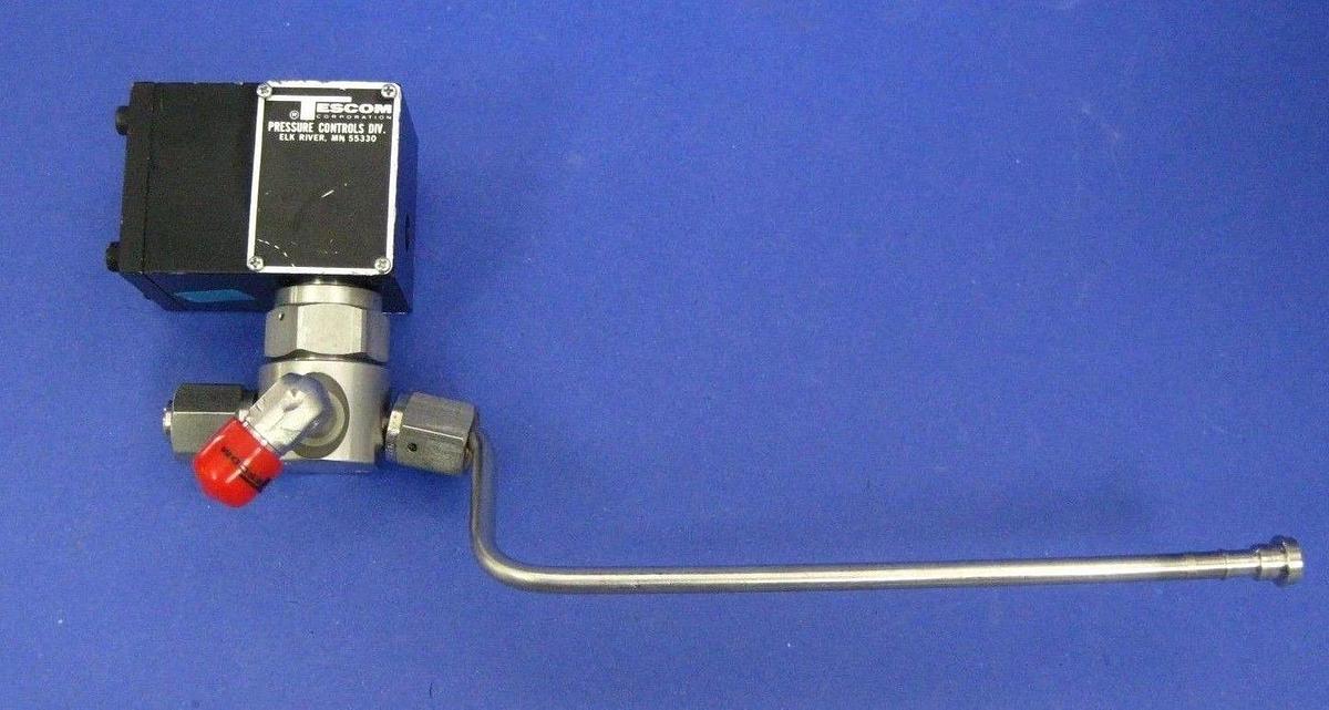 Used Tescom Packless Valve 49-PV65-013 Normally Closed, Used