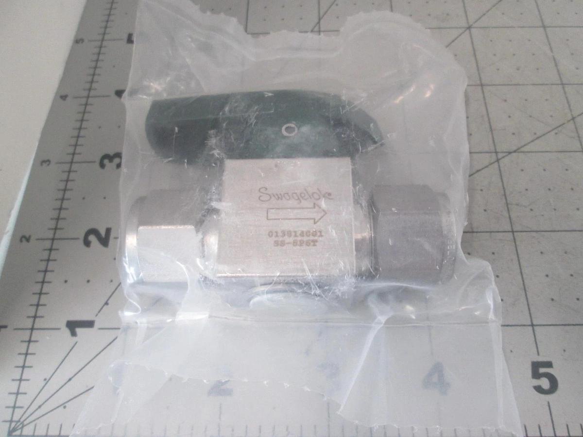 Swagelok, SS-8P6T, 1/2" Manual Valve, New