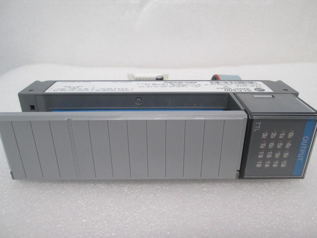 Allen Bradley, 1746-OG16, Input Module, Digital I/O Module, SLC500, New
