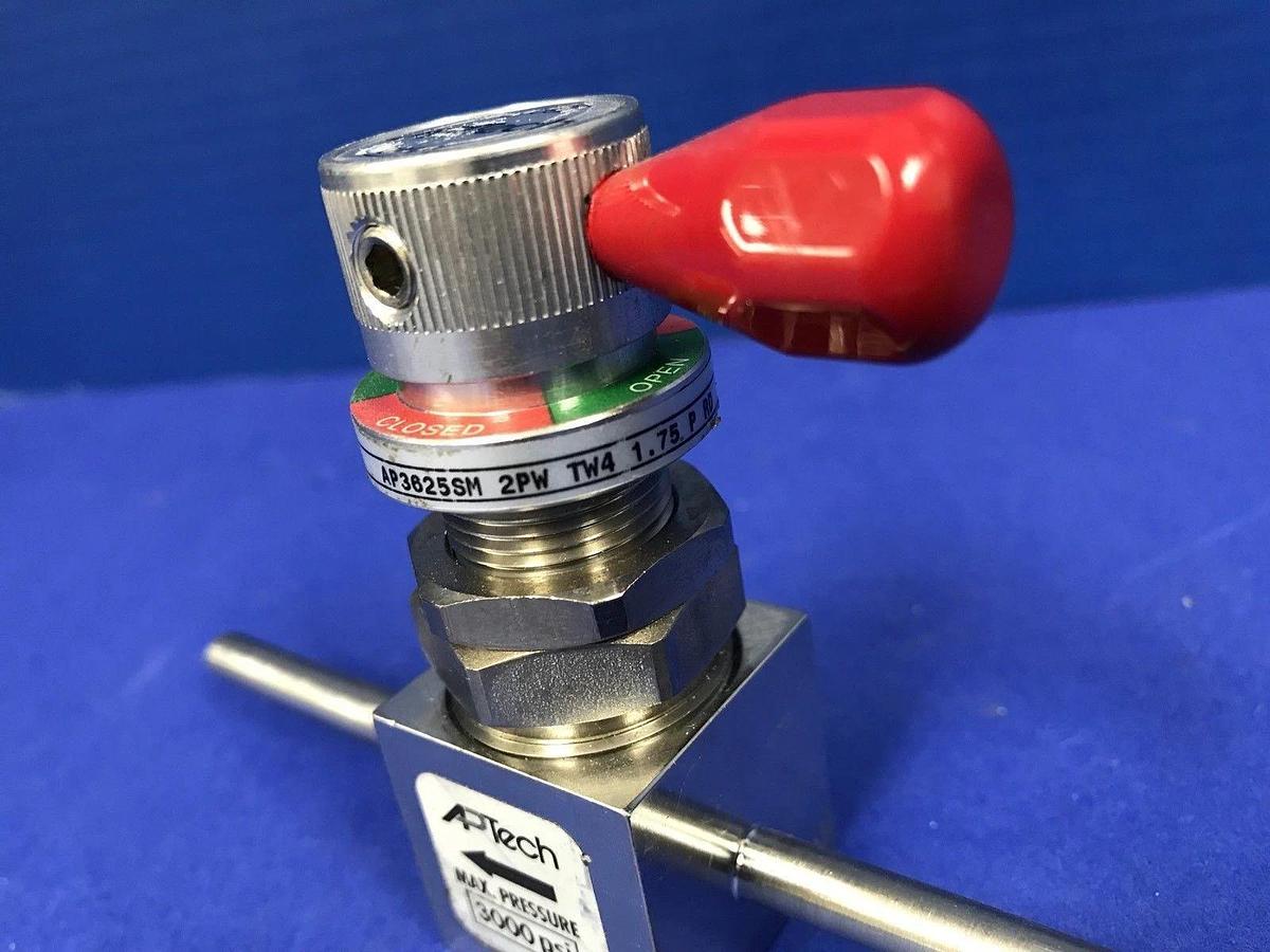Used APTech AP3625SM TW4 1.75 P Manual Diaphragm Valve Assembly, Red Lever Handle