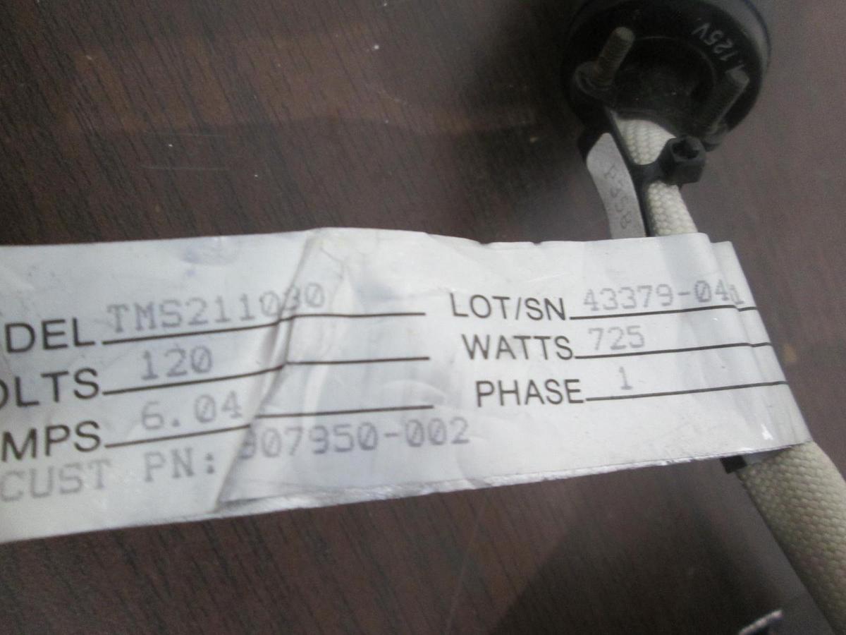 Used BriskHeat, TMS211030, Insulator Jacket, 120V, 6.04A, 725W, Single Phase, Used