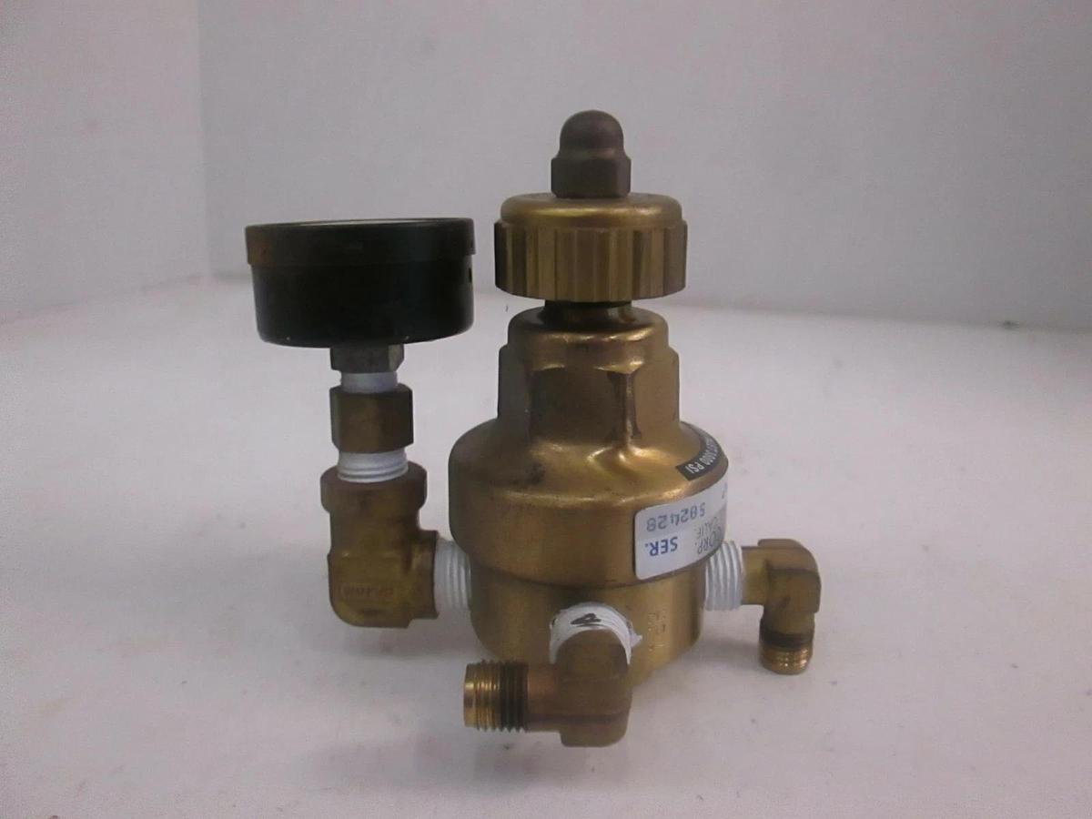 Veriflo IR401, 1/4" 4 Port 3000 PSI Regulator w/ Gauge, Used