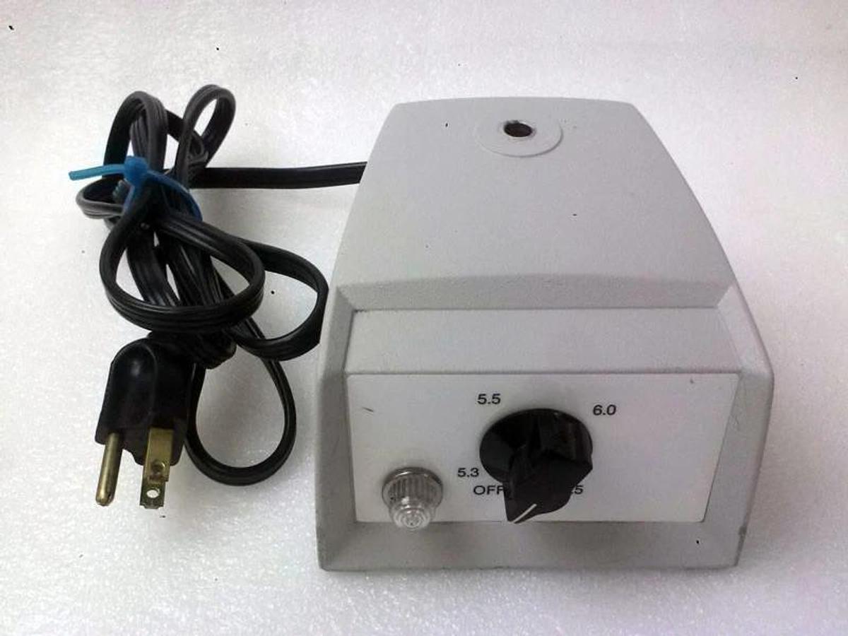 Used Cambridge Instruments 650 Illuminator Transformer 120V .22A, Used