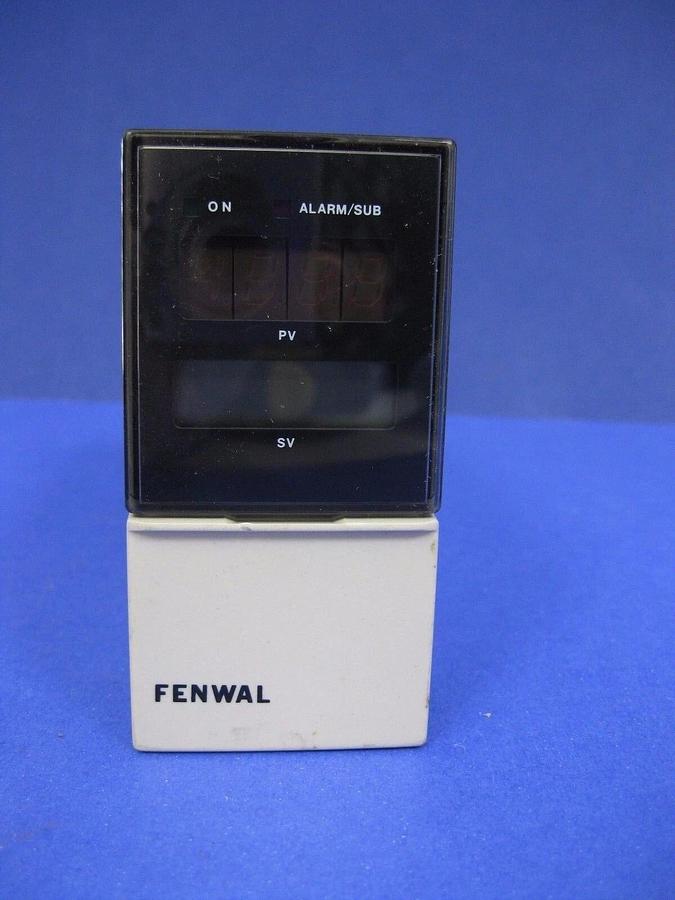 Used FENWAL 14-076250-370 Temperature Controller, Used