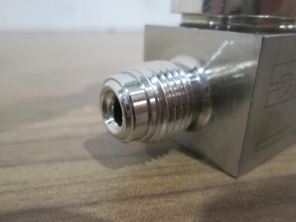 Used Parker, 4V-DPQ4K-SSP-PP, Stainless Steel Diaphragm Valve, Used