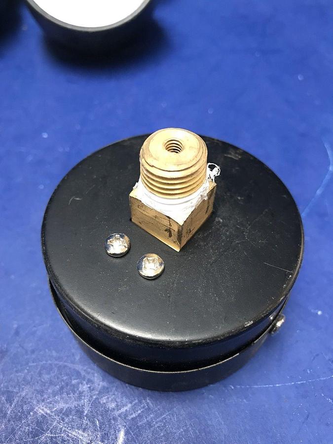 Used Weksler Pressure Gauge 0-300 psig, Lot of 9 Used