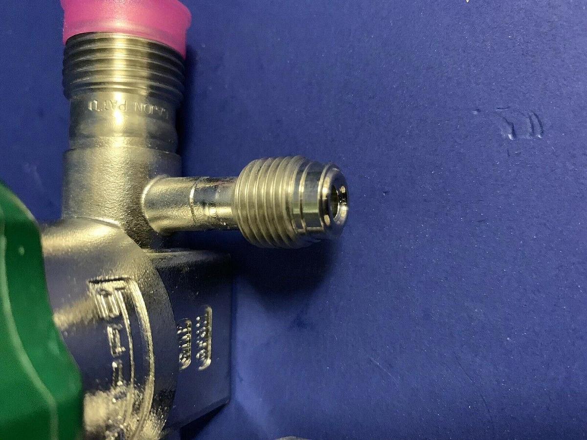 Used Swagelok Nupro Diaphragm Valve, 6L-ELD8-CCBB, 1/2" MVCR, 2 Purge Ports