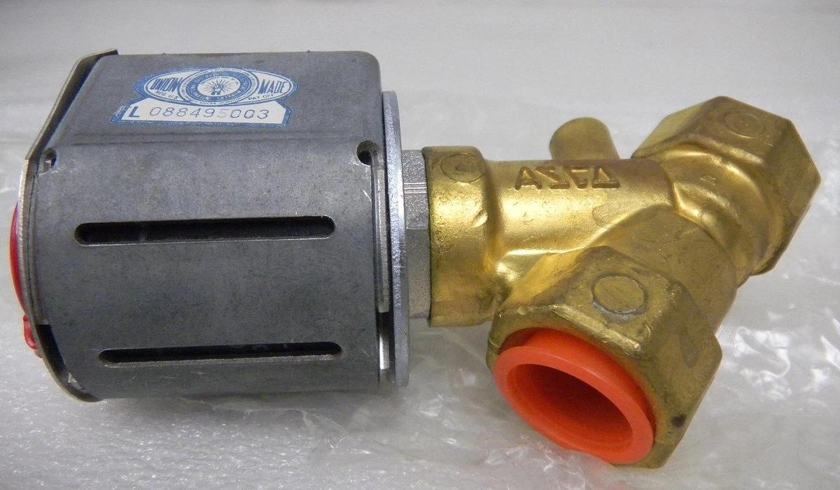 Used Asco red hat US8030A17J Valve, 15.4 W, 1/2" Pipe, 120/60 Hz, NEW