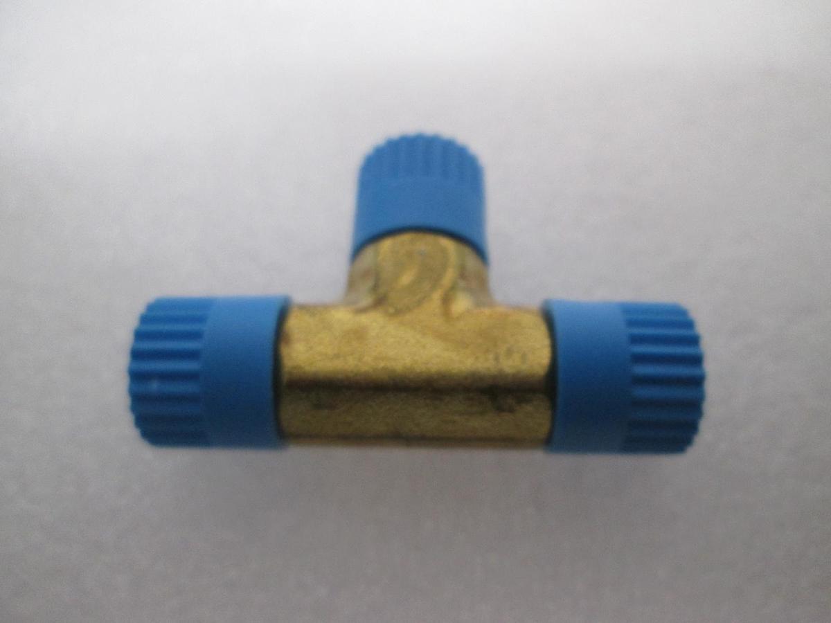 Used Parker, 206-192, 3-Way Fitting, 1/4", New, Lot of 20