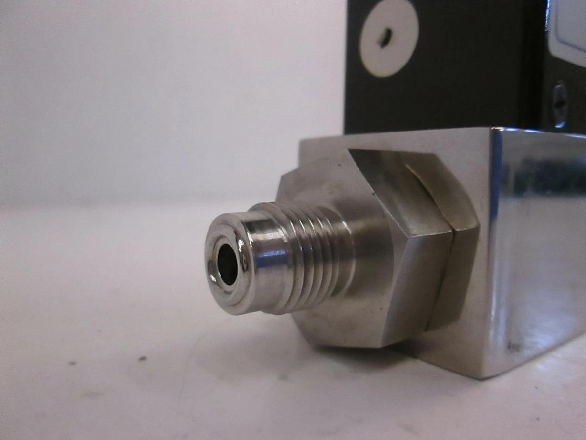 Used Unit UFC-2020 Mass Flow Controller, O2, 20 SLM, 1/4" MVCR, Used
