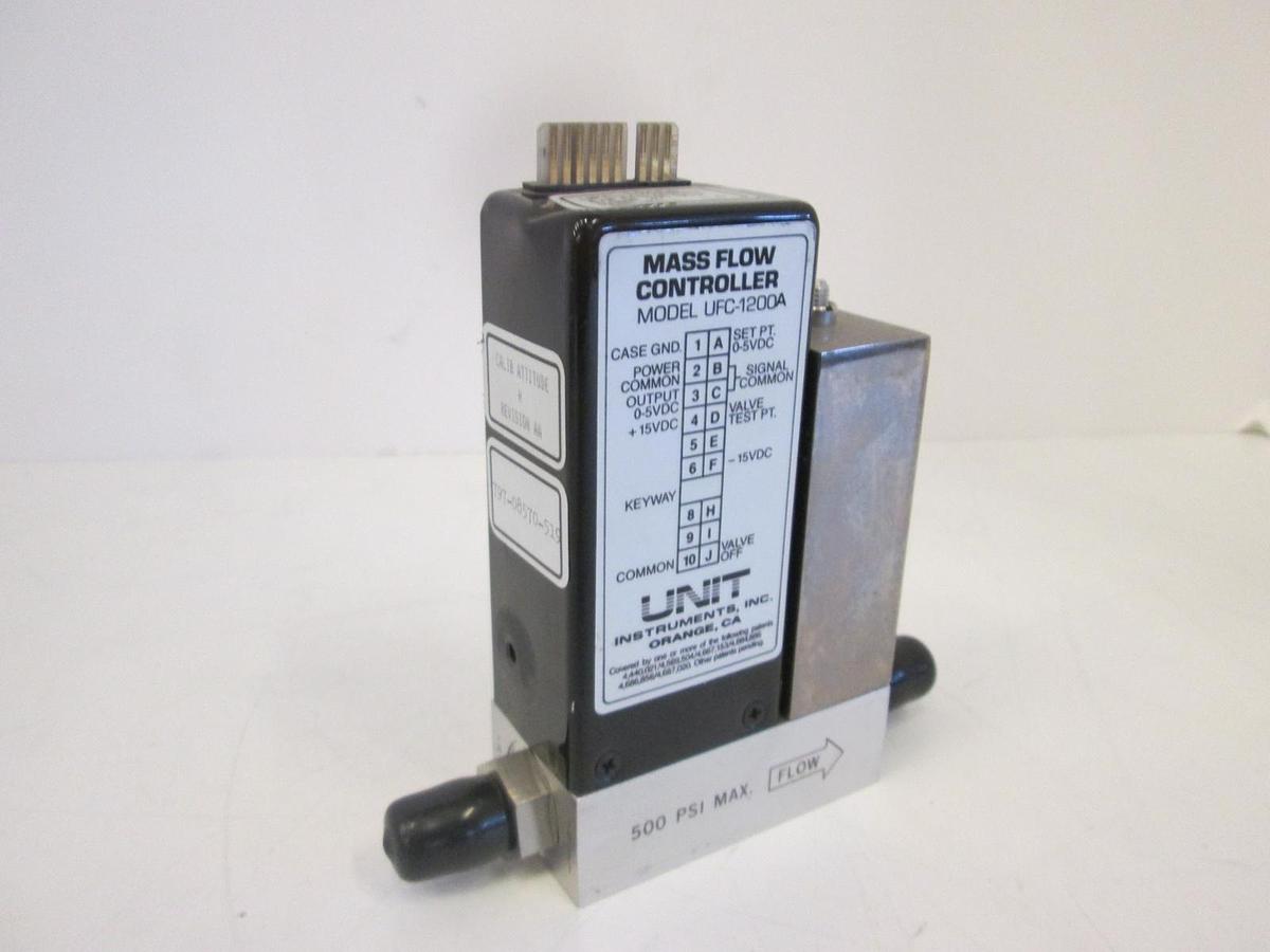 Used Unit Instruments, UFC-1200A, Mass Flow Controller, 200 SCCM, HCL, Used