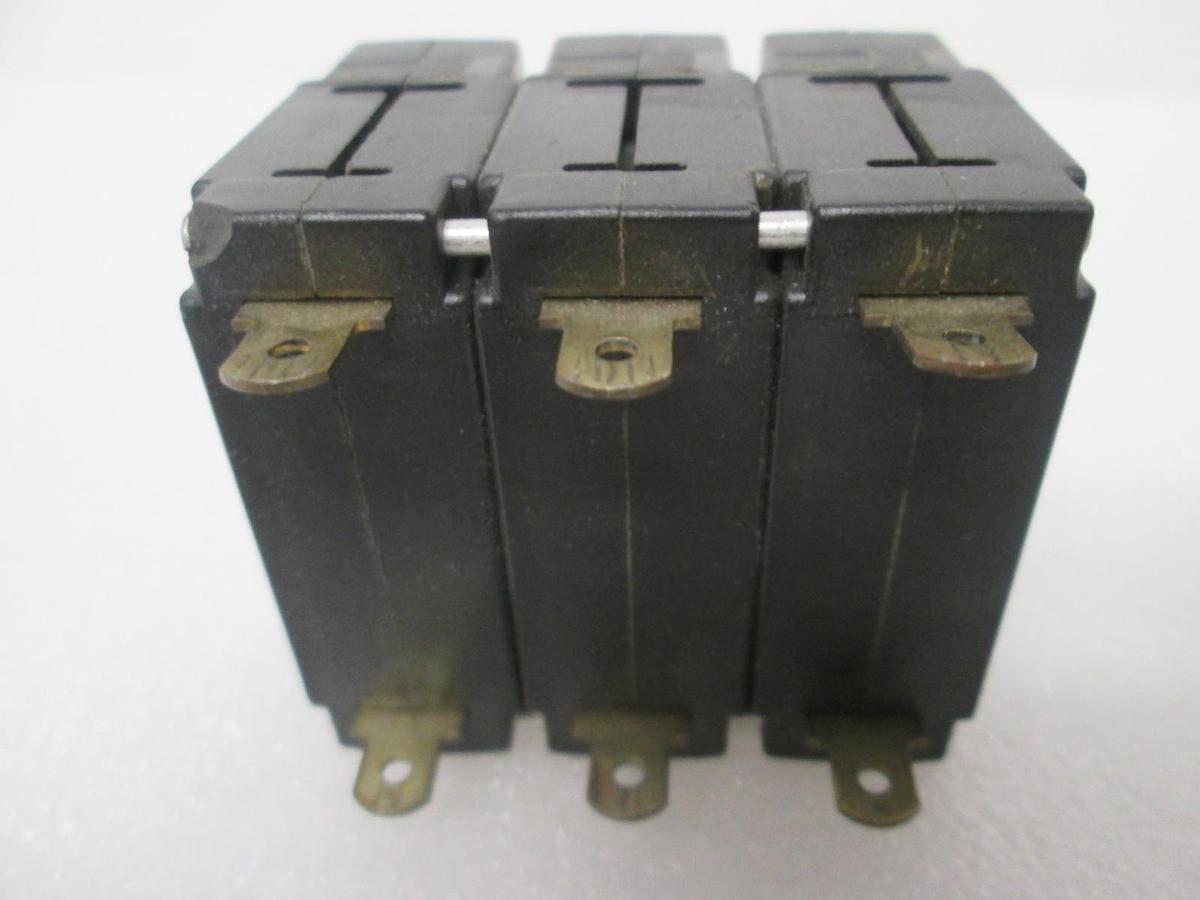 Potter & Brumfield, W69-X2Q12-15, Circuit Breaker, 3 Pole, 15A, 111-7004, New