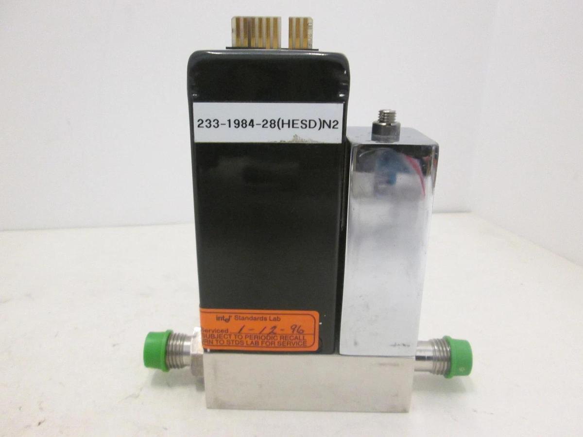 Used Unit UFC-1500A, Mass Flow Controller MFC, O2, 200 SCCM, Used
