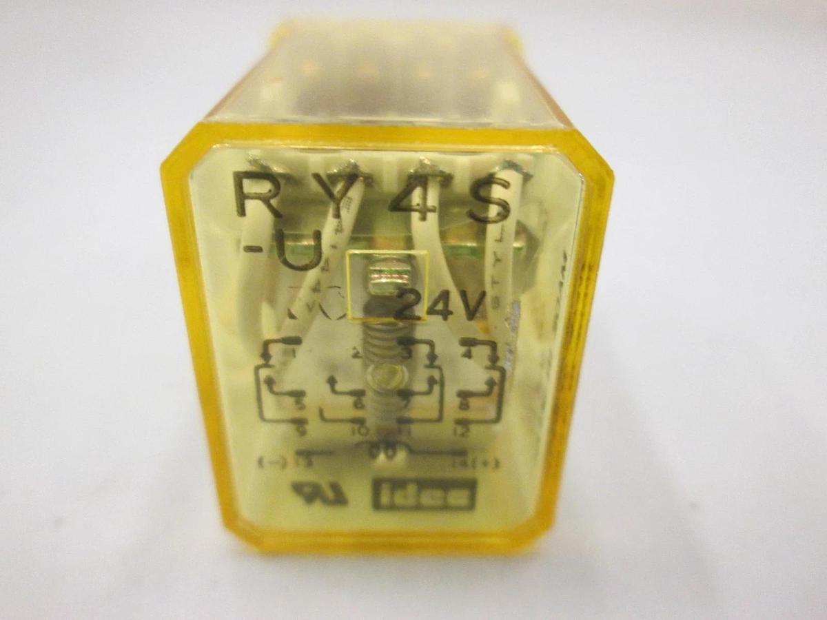 Used IDEC, RY4S-U, DC 24 V Relay, Used