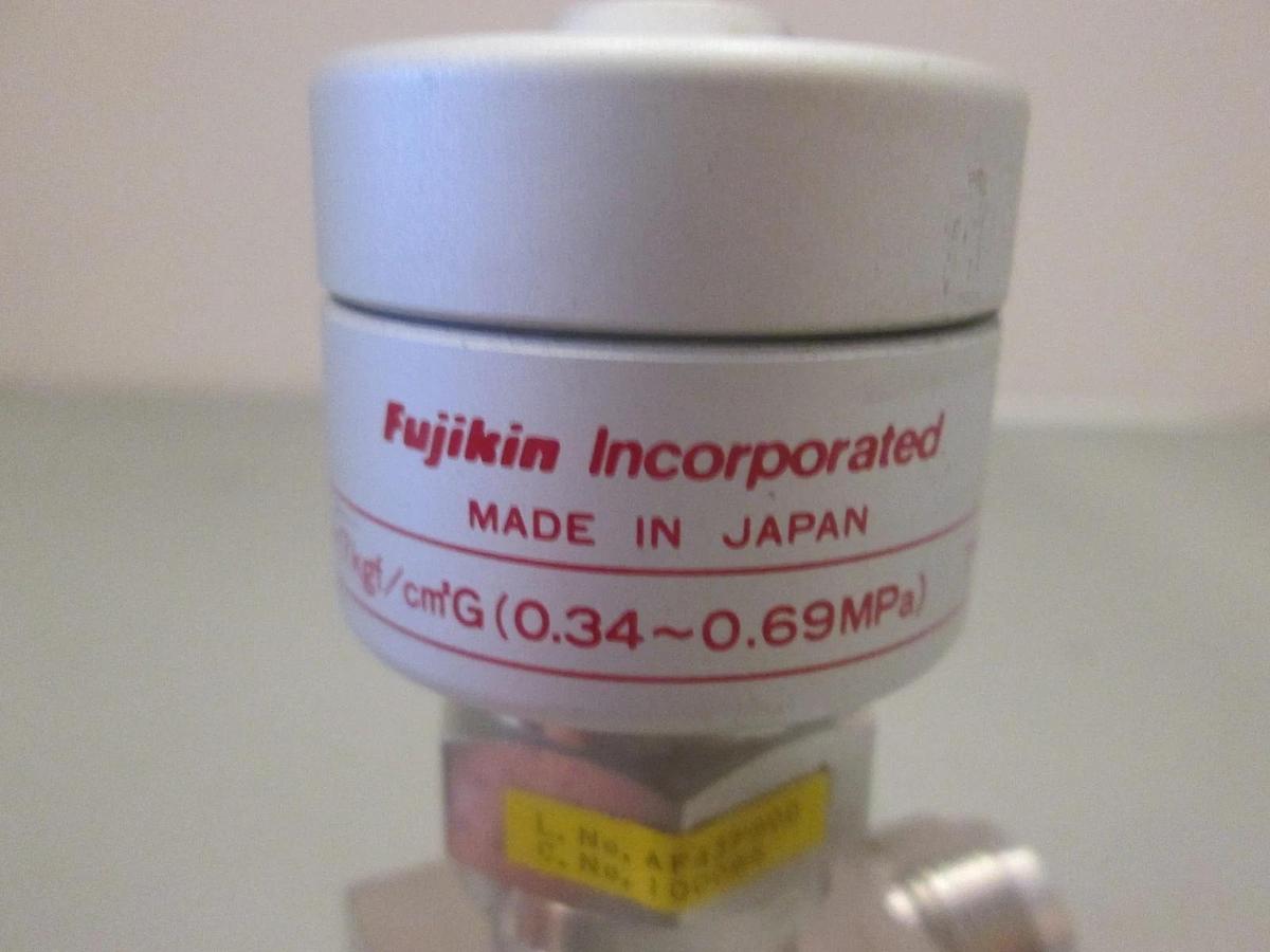 Used Fujikin Mega-Mini, 3.5-7kgf, Pneumatic Valve, 1/2" MVCR, Used