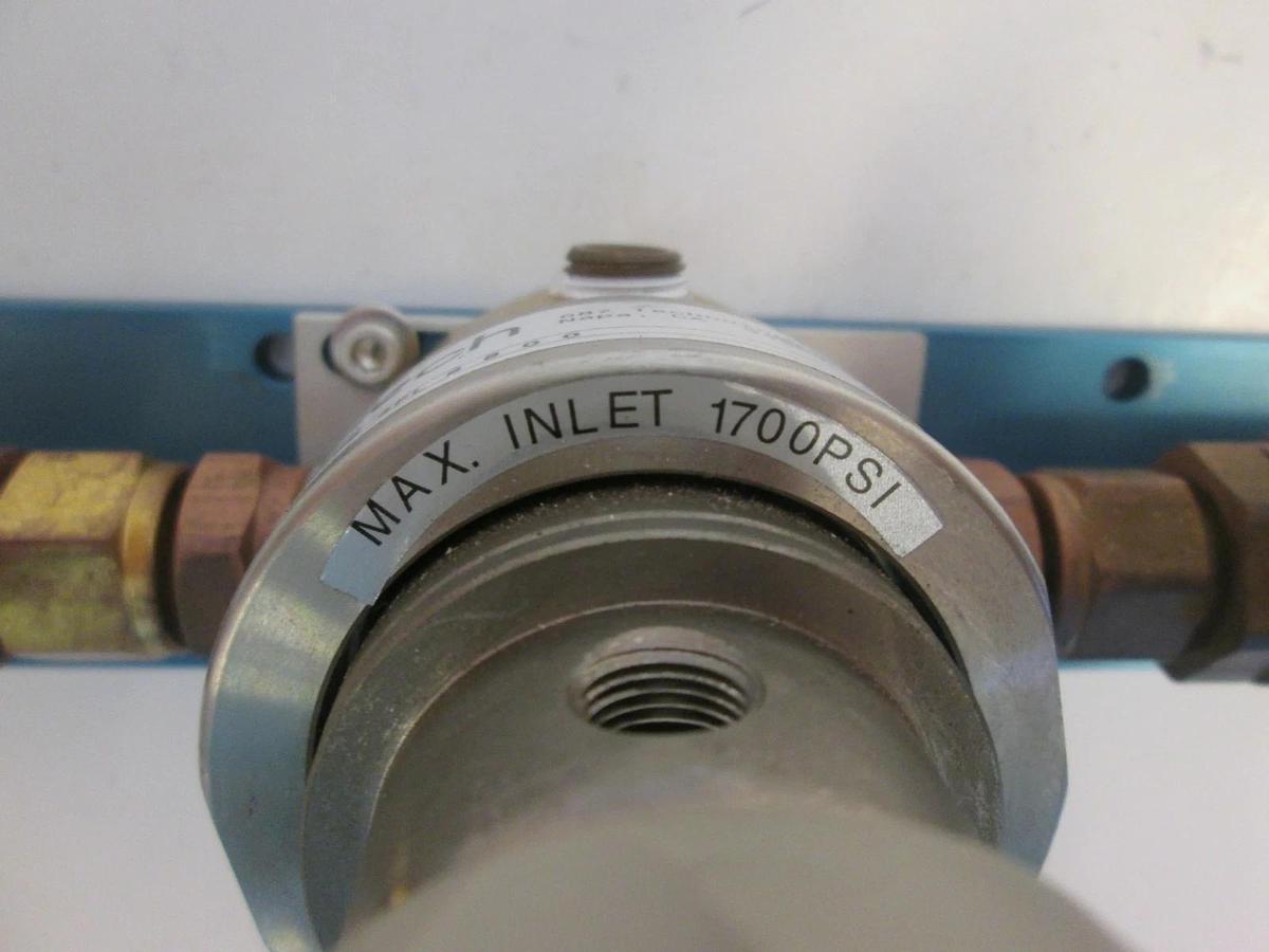 Used APTech AK1210B 4PL 8 8 0 0 4-Port Brass Pressure Regulator Stick Assy, Used