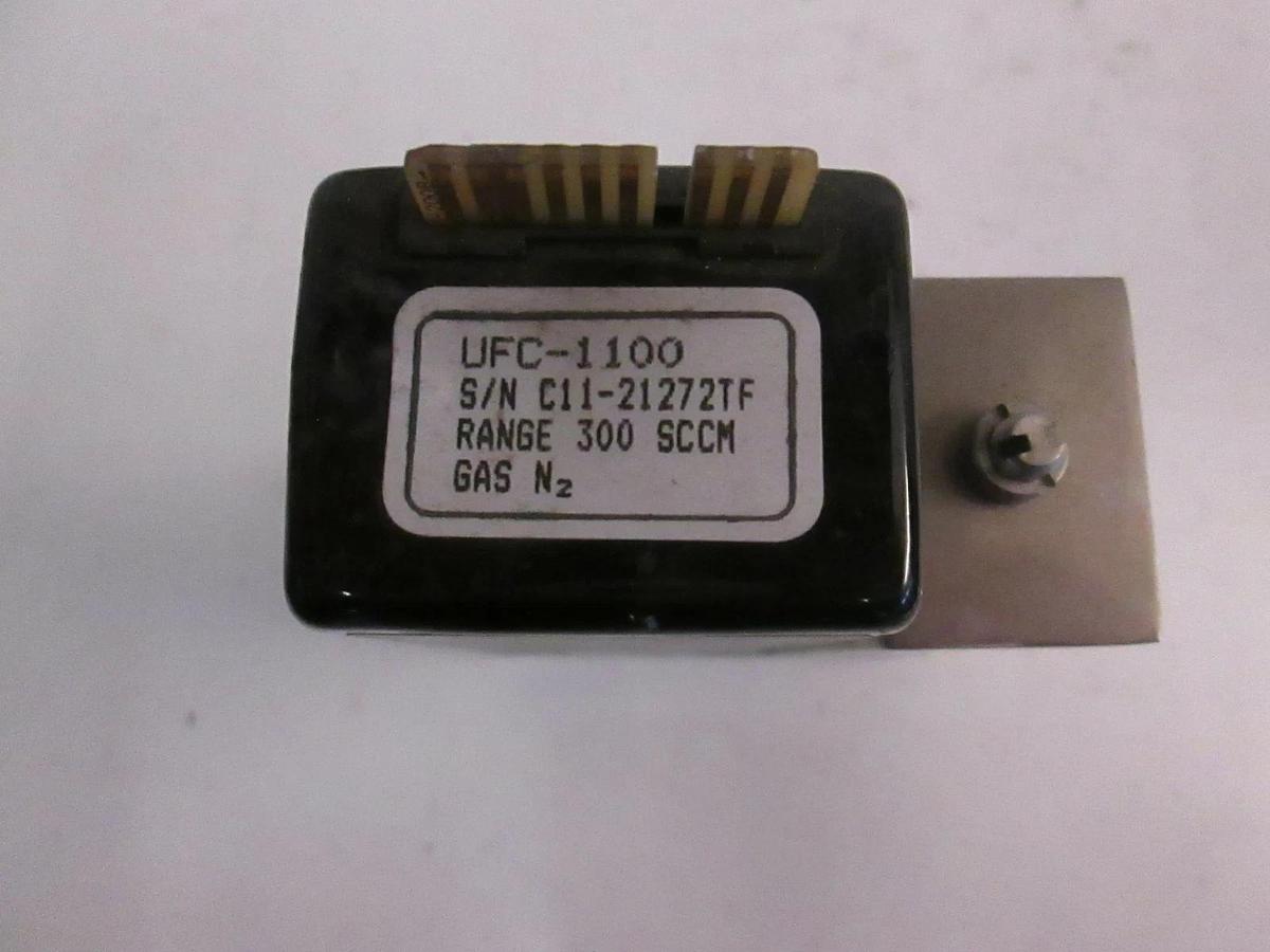 Used Unit UFC-1100 Mass Flow Controller, N2, 300 SCCM, Used