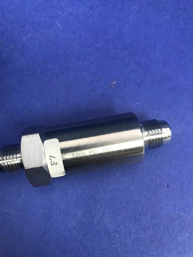 Used Millipore Wafergard F In-Line Filter WG2F01HR1, 1/4" MVCR, Lot of 5 Used