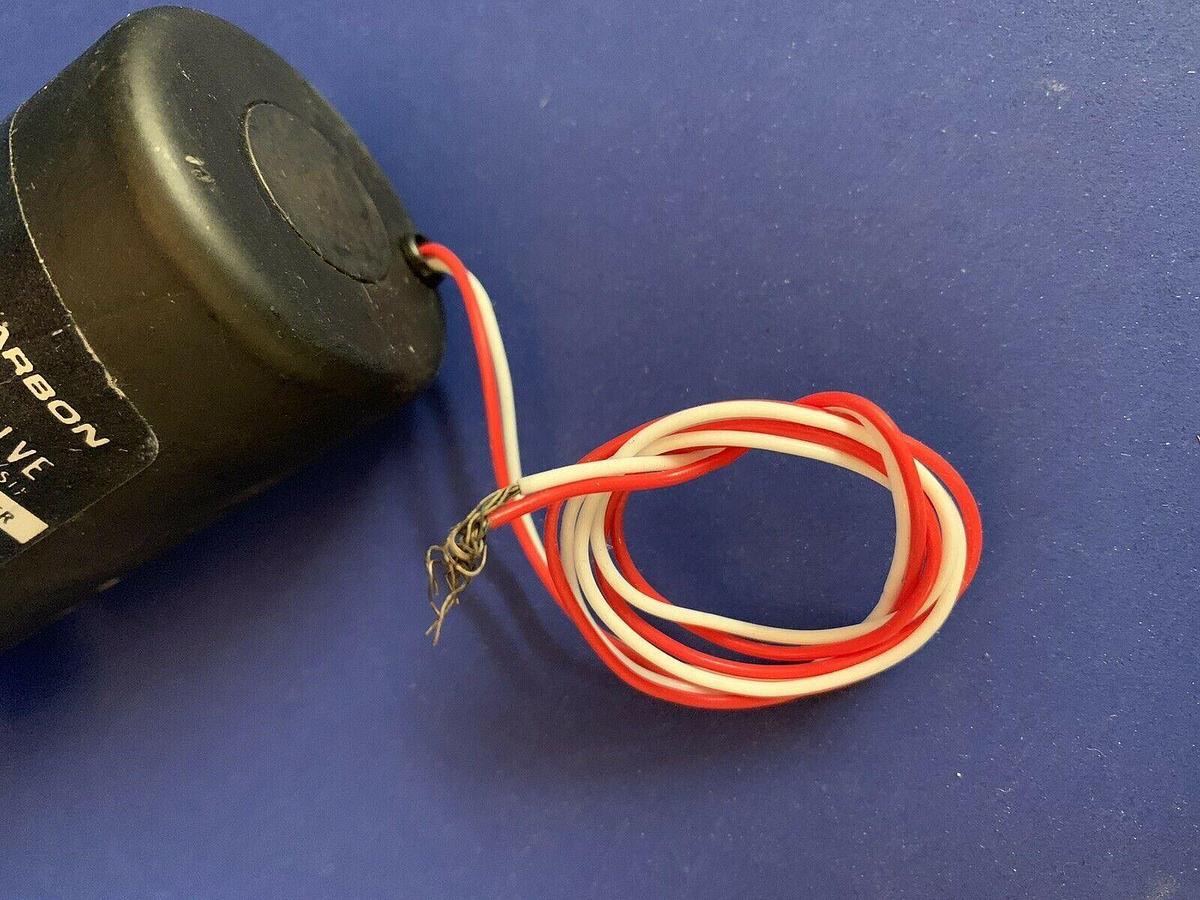 Used Fluorocarbon DV2-124NCLD2 Delta 2-Way Teflon Valve, Normally Closed, New