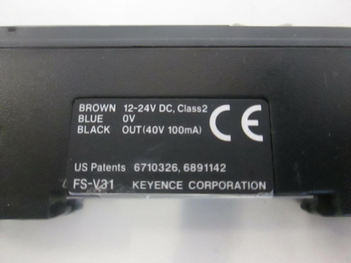 Used Keyence, FS-V31, Digital Fiber Sensor, Used