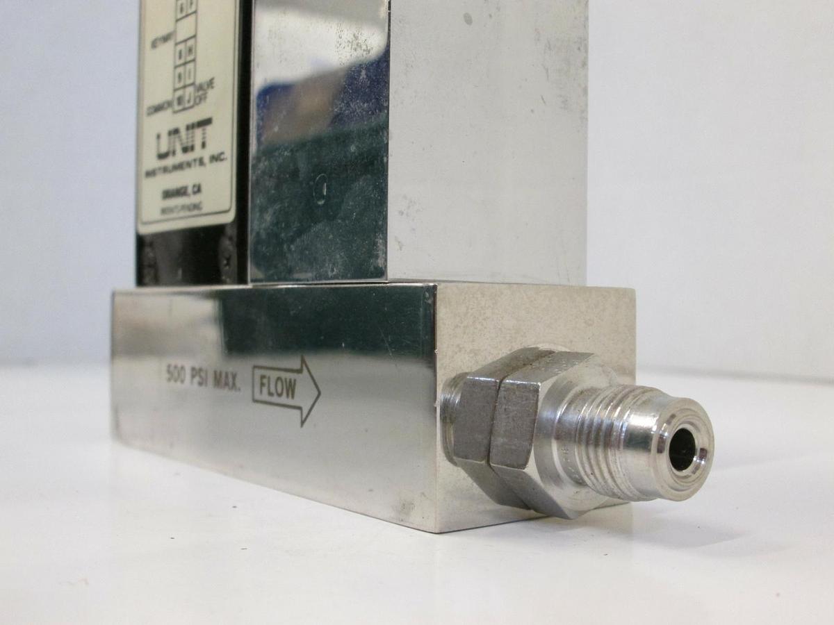 Used Unit UFC-2020A Mass Flow Controller MFC, H2, 20 SLM, 1/4" Male