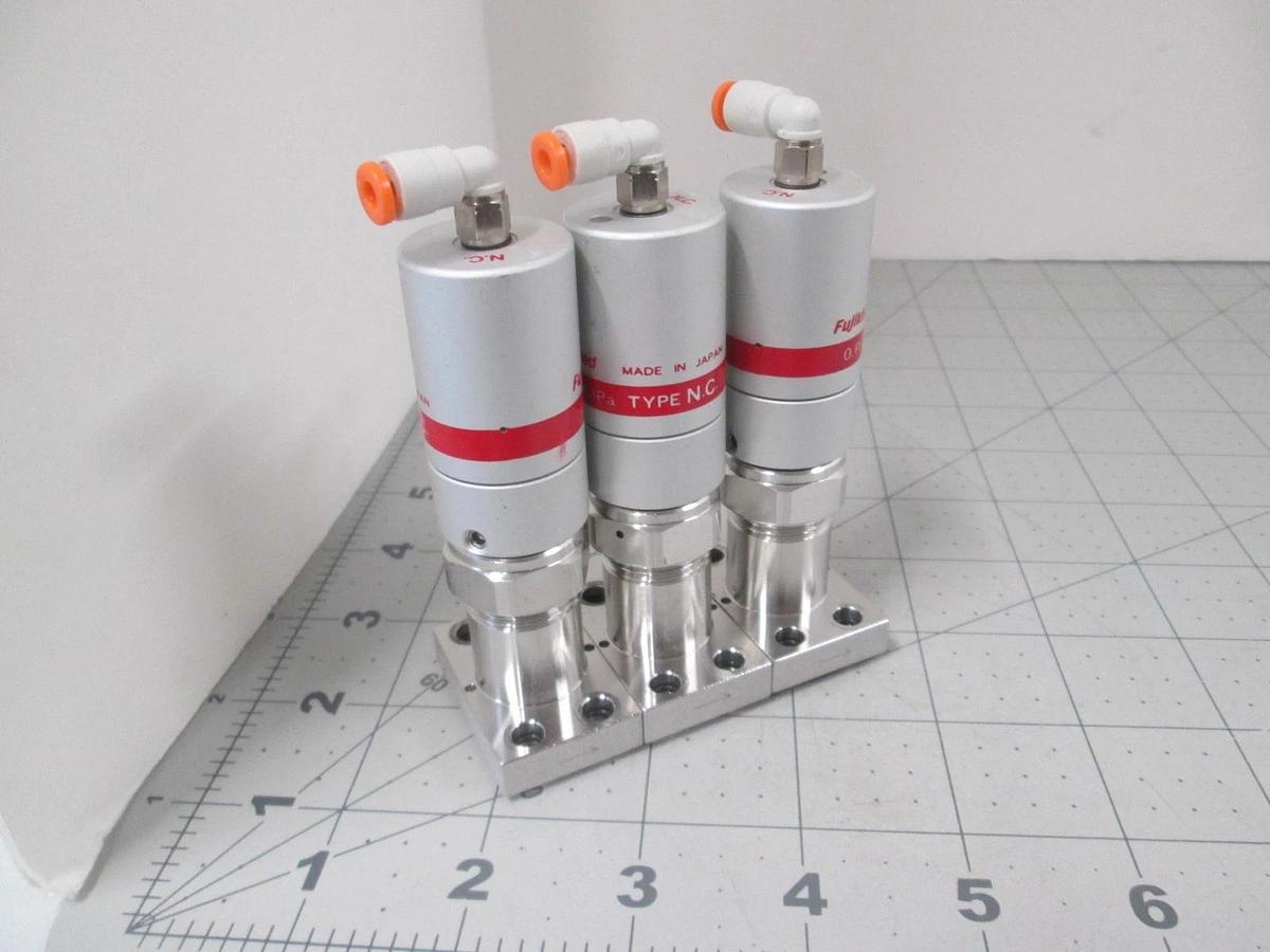 Used Fujikin, FDR-SDA-21-6.35UGC-APC, N.C. Gas Diaphragm Valve, Lot of 3