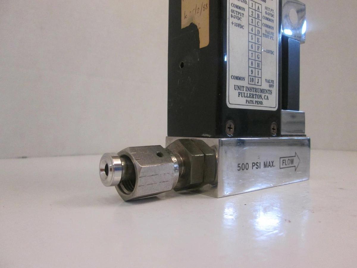 Used Unit UFC-1000, MFC, Mass Flow Controller, N2/H2, 500 SCCM, Used