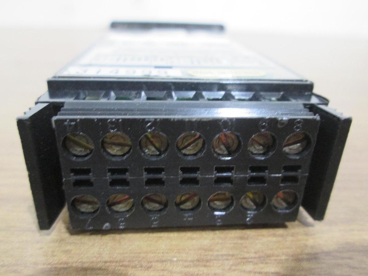 Used Omega CN491A-V1-R2-LV Temperature Controller, 1/32 DIN, 0-10V, Used
