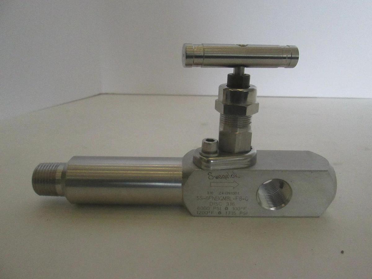 Used Swagelok, SS-6PNBGM8L-F8-G, Bonnet Gauge Needle Valve, Used
