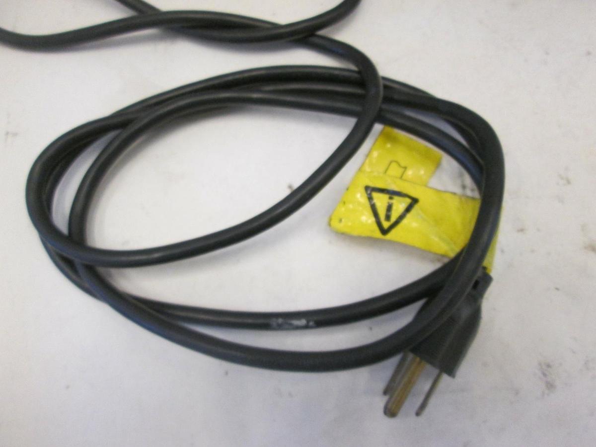 Used Edwards, Pressure Monitor Analog Output 115V w/ Cord, Model 1570, Used