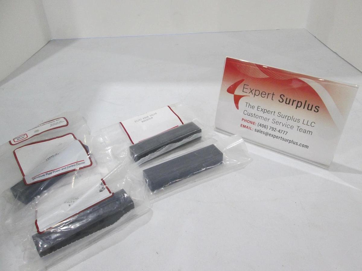 Clippard, 15482-8, Multi-Valve Manifold, 8 Position, New, Lot of 4