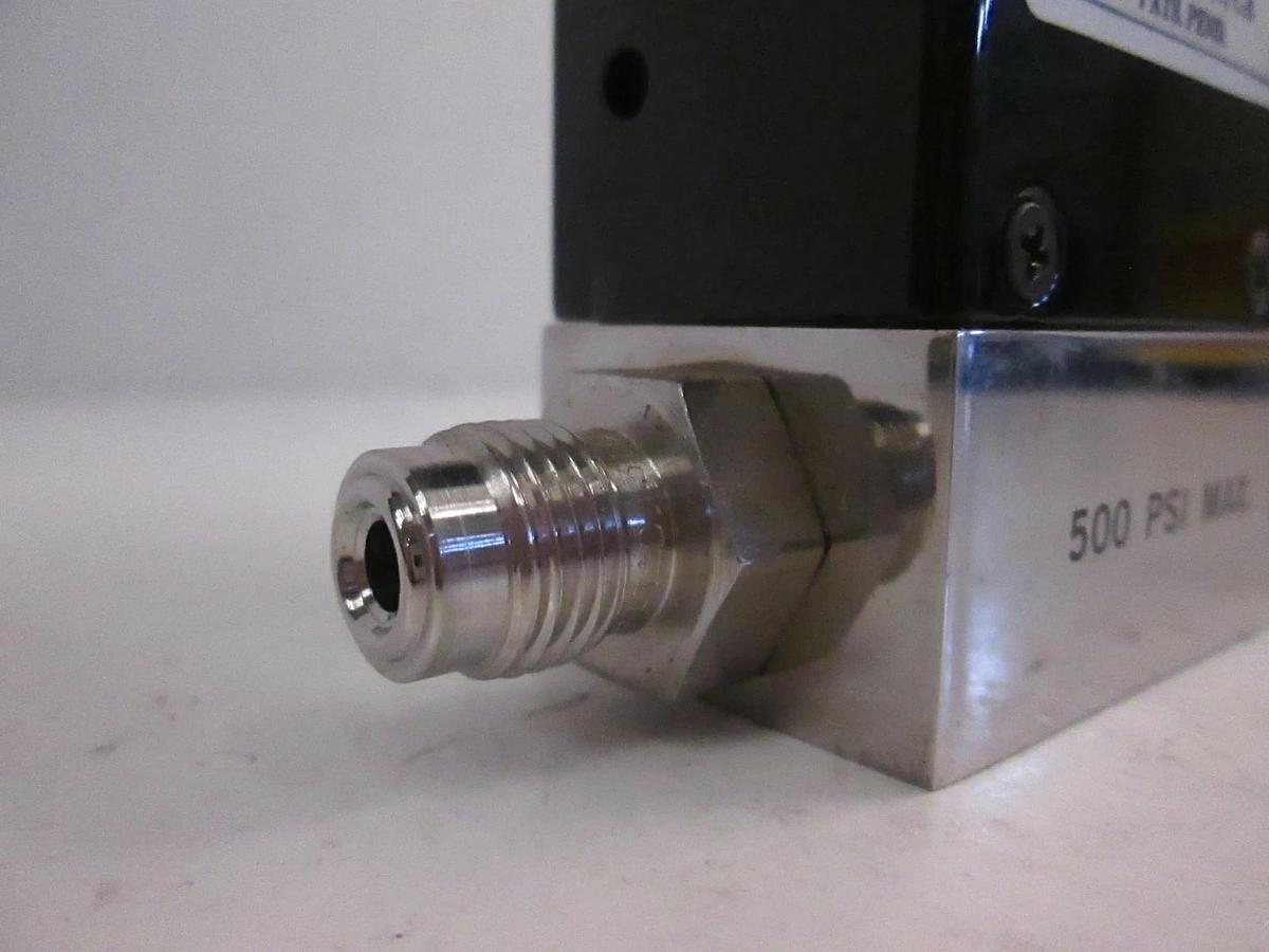 Used Unit UFC-1000 Mass Flow Controller MFC, N2O, 5 SLM