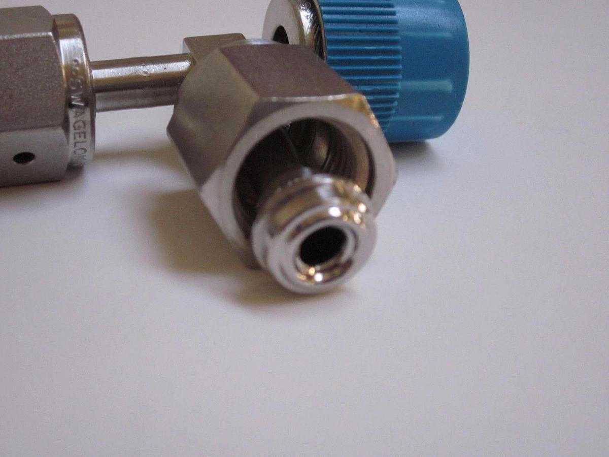 Swagelok Micro-Fit Tee 6LVV with Span Pressure Transducer, Label 23-0552