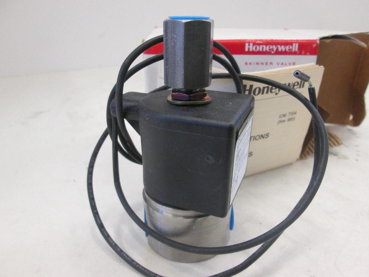 Used Honeywell, 71335SN2GNJ1, Solenoid Valve, 10W, 120/60Hz, 0-115 PSI, New