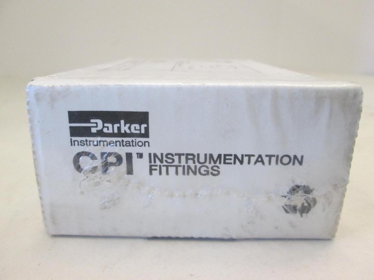 Parker, 8 FX-SS, Female Cross Fitting Box of 2, New, Original Packaging