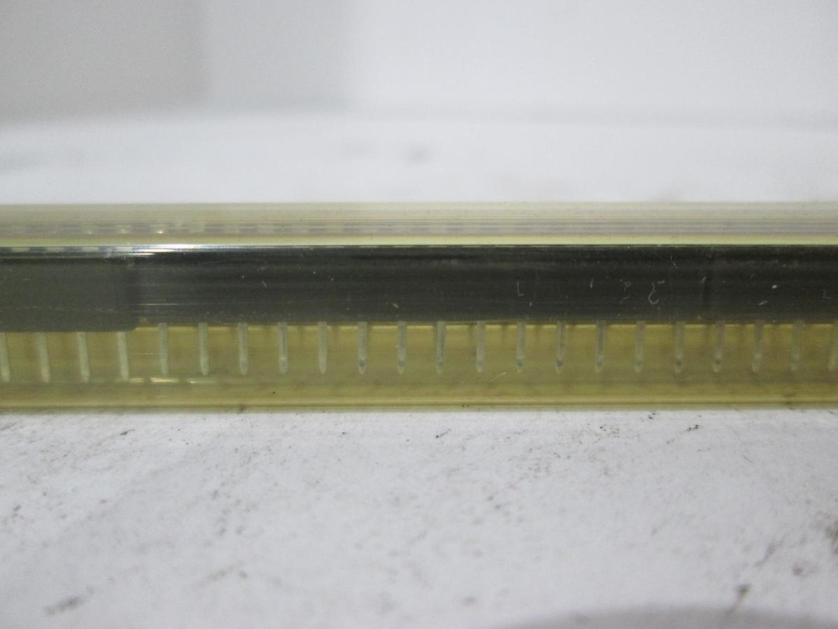 DF Sales Company, 28 POS. 300 DL OFRM IC SKT, New, Lot of 17