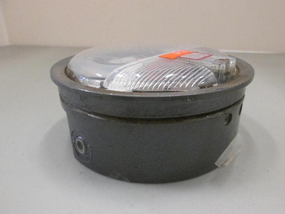 Used Dwyer, Magnehelic Pressure Gauge .5-0-.5", 2301, Used