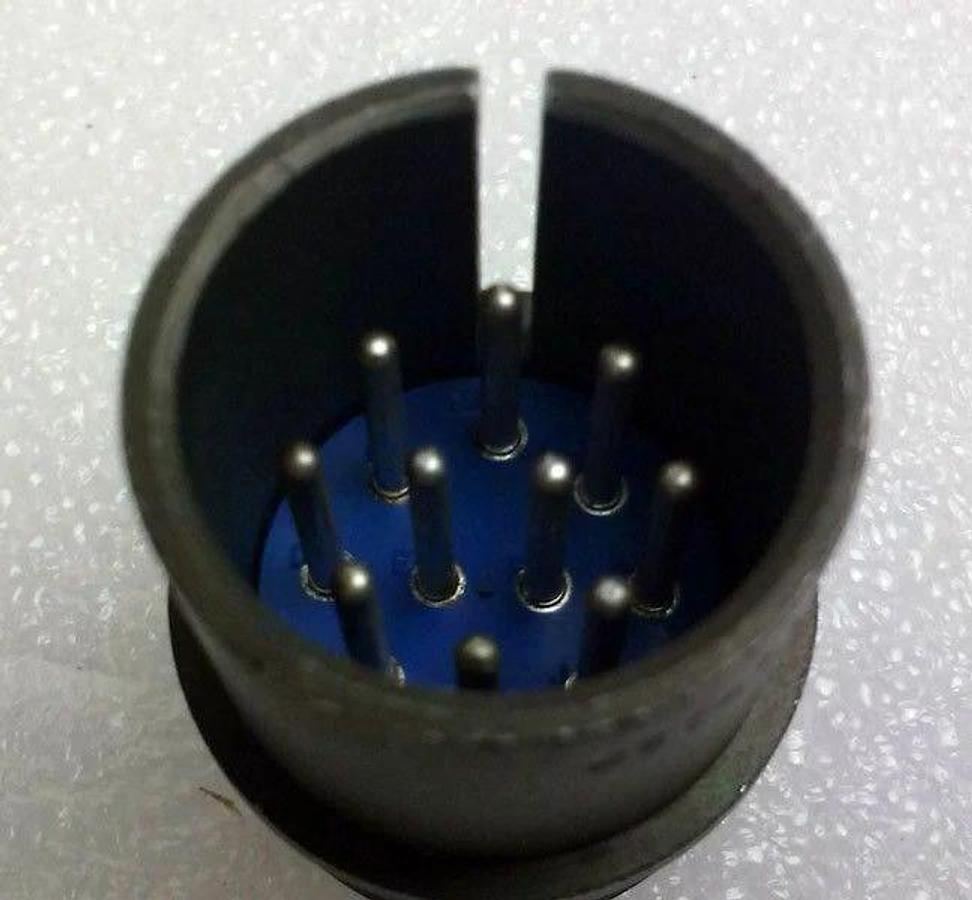 Amphenol MS3106-A-18-19P Circular 10-Pin Connector, NWOB, Lot of 10