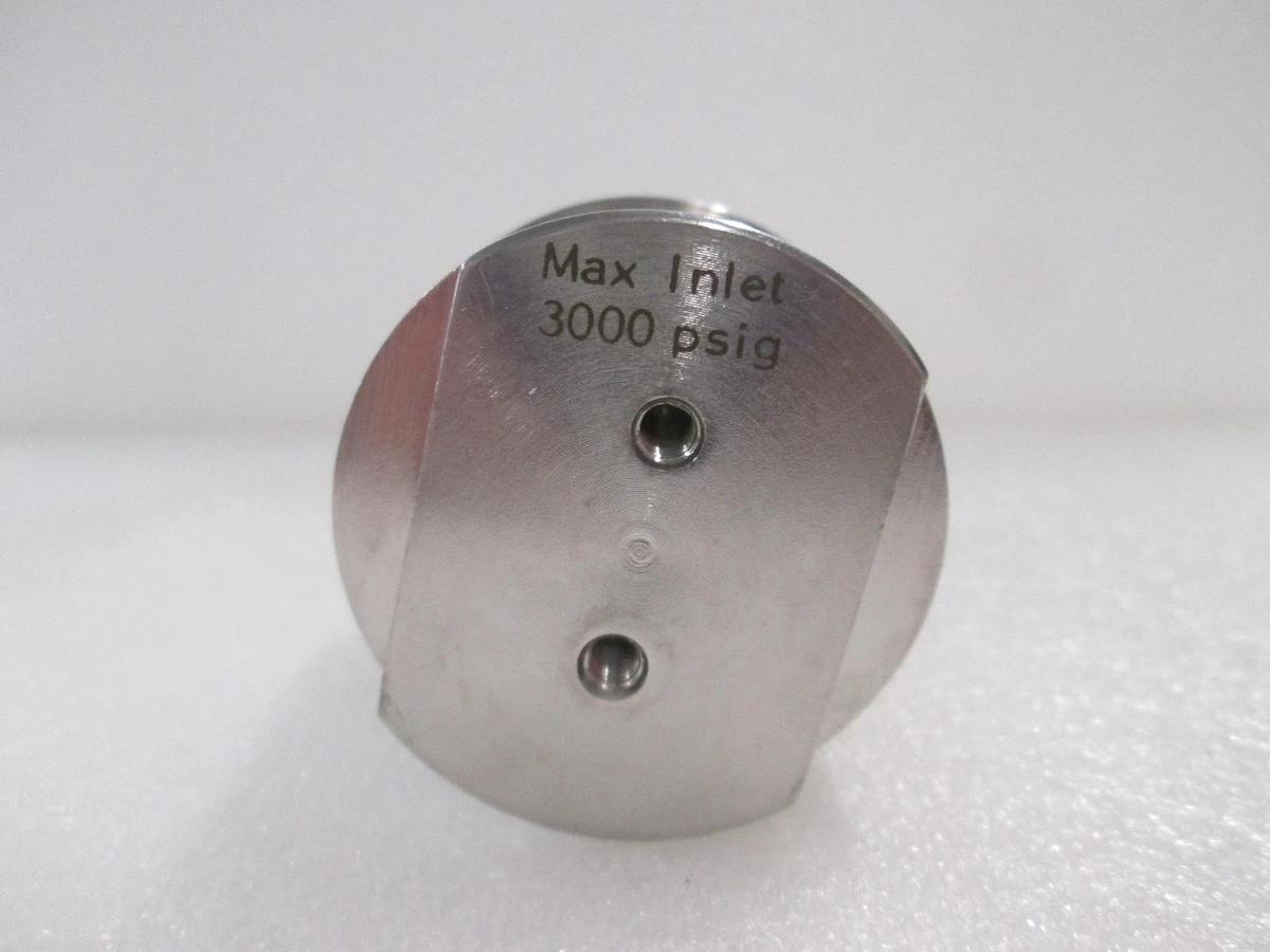 Used Go Calogic, 102603-C, PR-1, 0-100 PSIG, Regulator, New