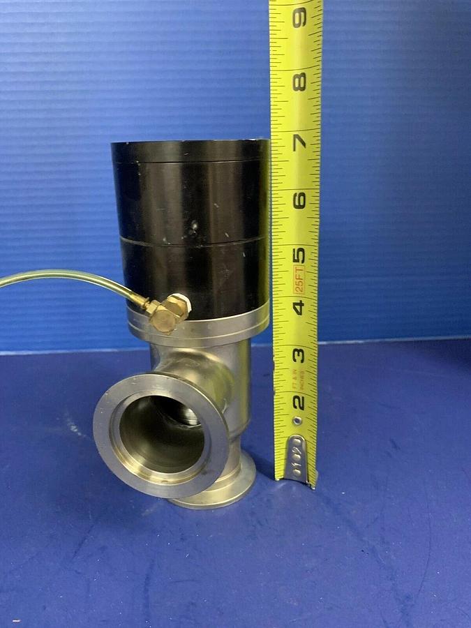 Used Varian L6591-314 Angle Air Vacuum Valve, NW40, Used