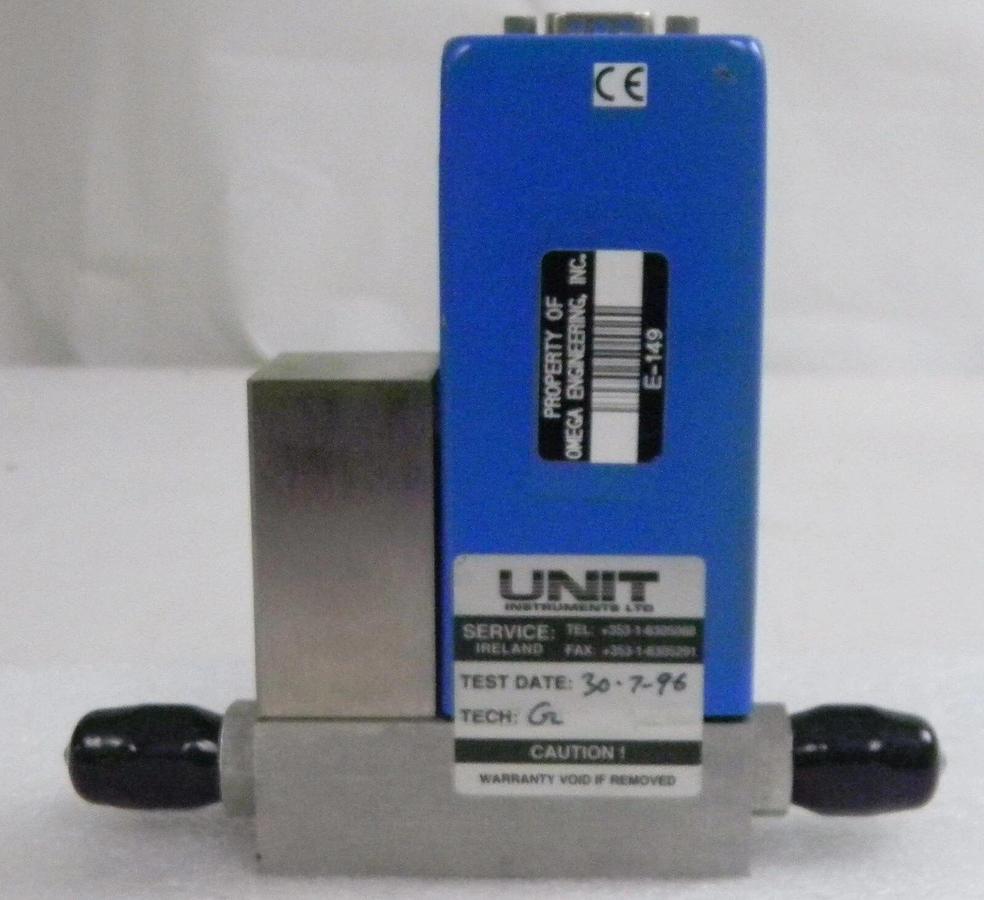 Used Unit UFC-LCMFCS, Mass Flow Controller, Gas- N2, Range- 500 SCCM, 1/4" M I/O
