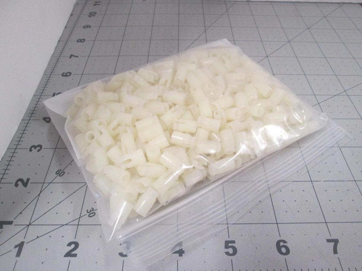 Essenta, SRS6-6-01, Alatec Standoff, Nylon, Snap Lock Screw MNT 3.8", Lot of 376
