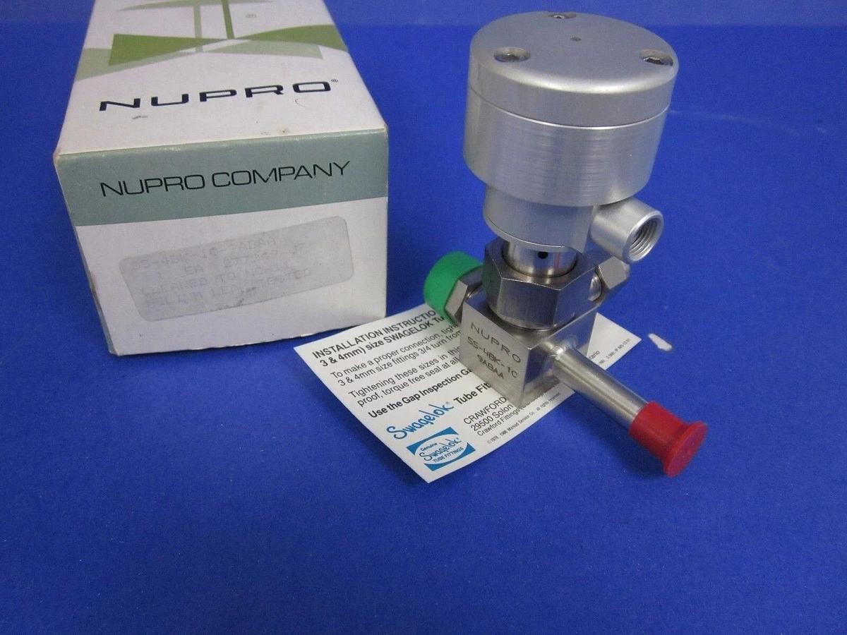Nupro SS-4BK-1C-9ABAA Bellows Sealed Valve w/ NC Actuator, 3 Way
