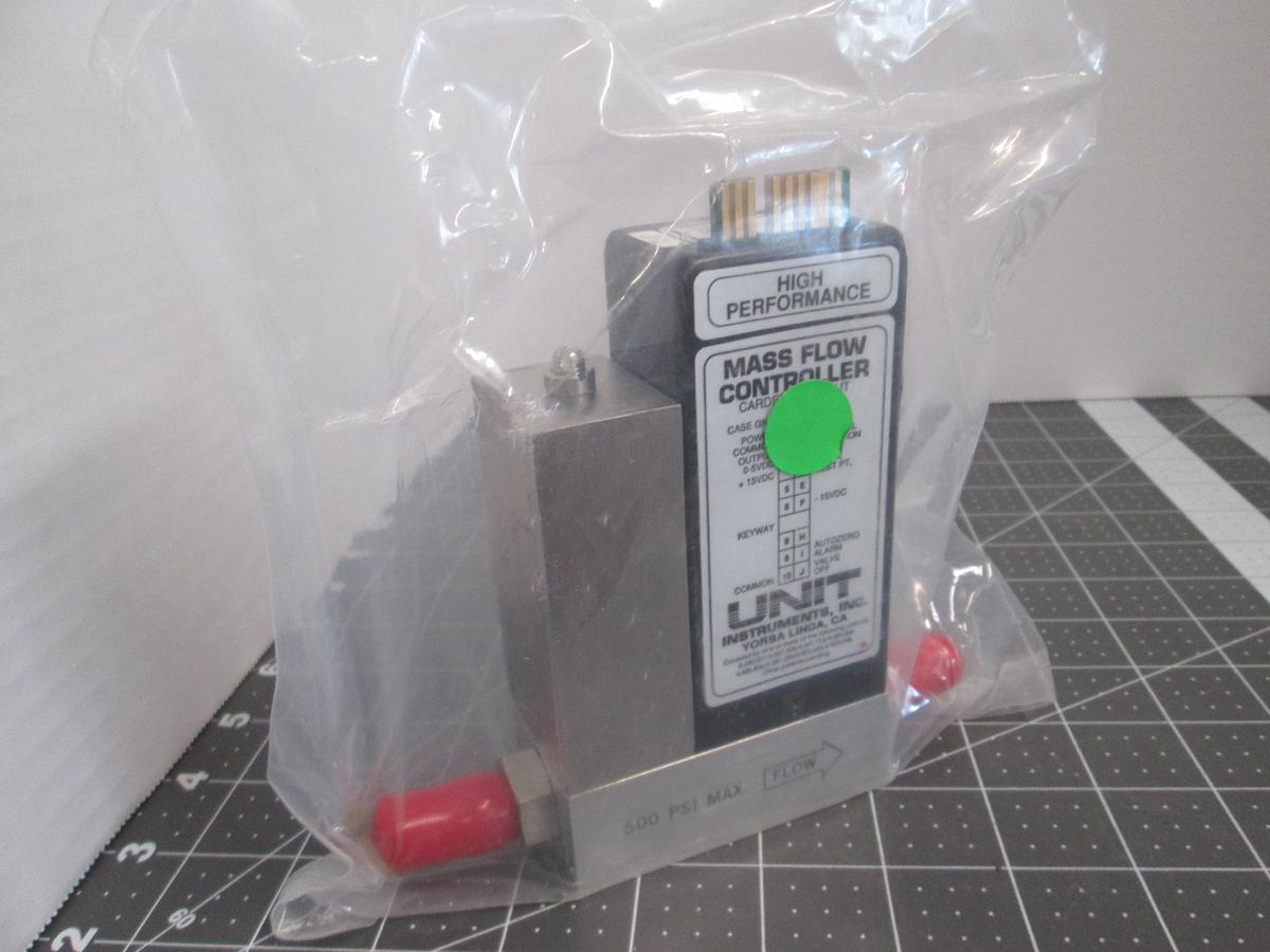 NEW UNIT Instruments UFC-1400 Mass Flow Controller N2 Nitrogen 400 SCCM MFC
