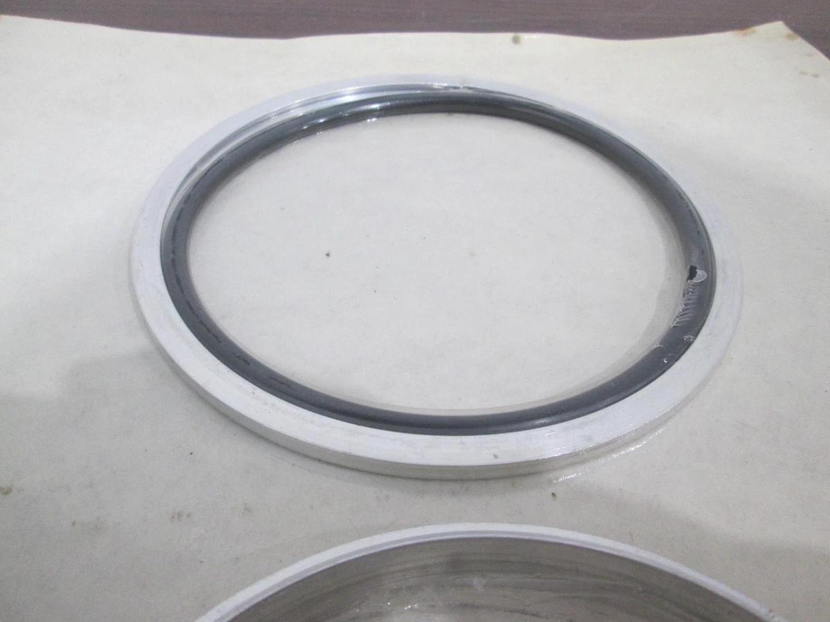 Leybold-Heraeus, 88330 1449, NW25 Centering Ring, New