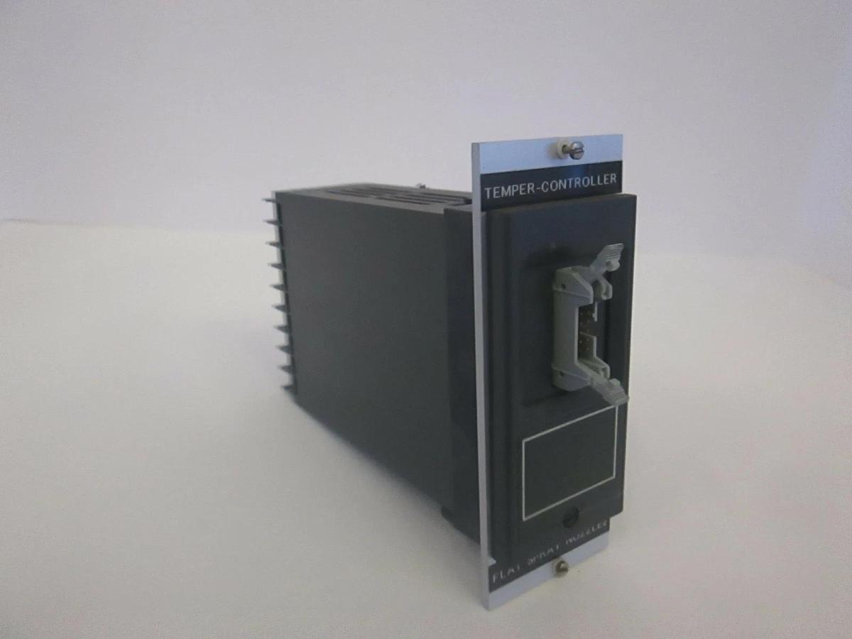 Used West Instrument, Digital Temperature Controller, Used