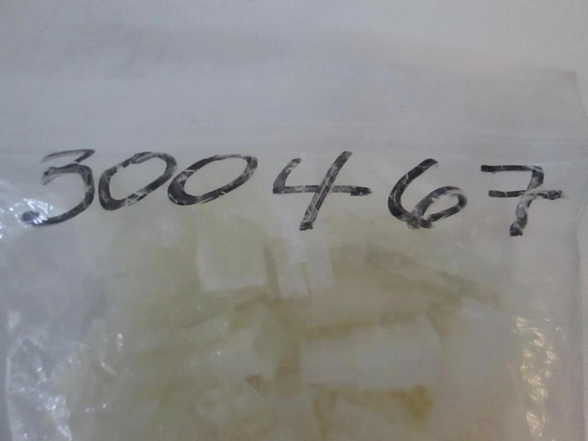 2 Position Recept Connector, 300467, New, Unknown Lot