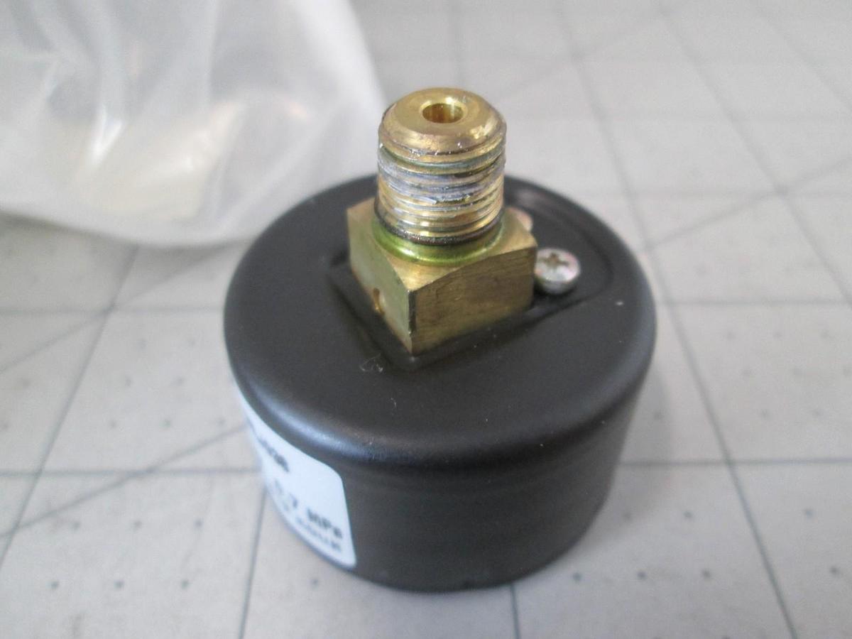 SMC, AC30-MLJ038, Digital Pressure Switch, 0-160PSI, New