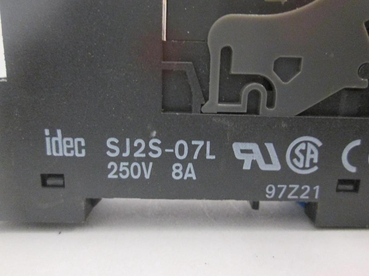 Used IDEC, RJ2S-CL-D24 Relay w/ SJ2S-07L Relay Socket, Used